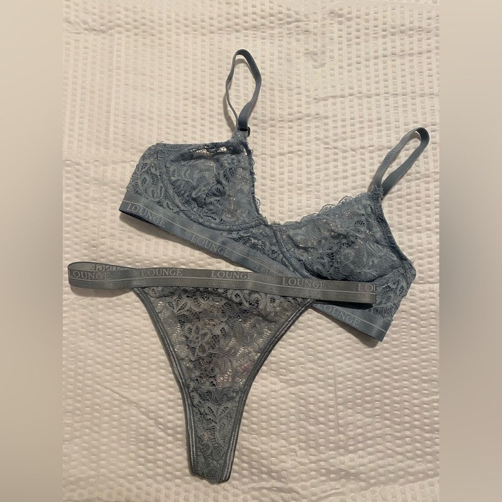 LOUNGE | set balcony bra and thong underwear blue lace size XS and 32A